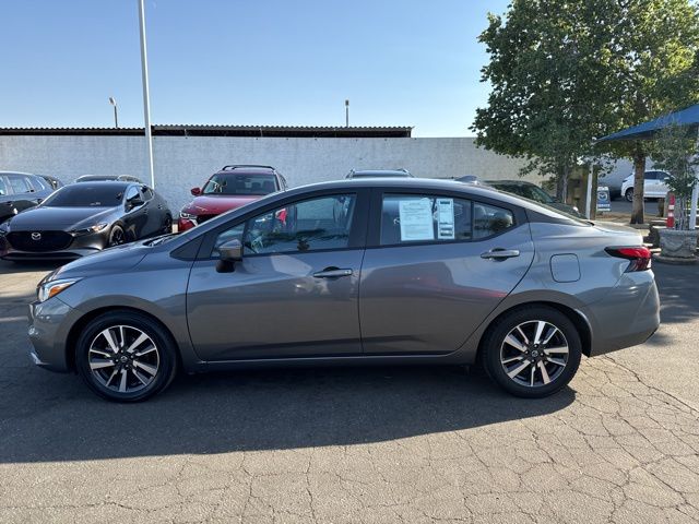 2021 Nissan Versa 1.6 SV 10