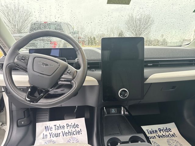 used 2021 Ford Mustang Mach-E car, priced at $23,137