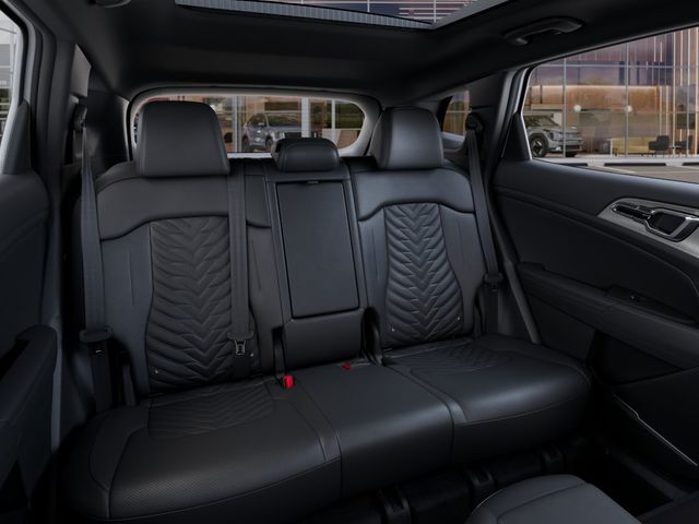 2027 White Kia Sportage