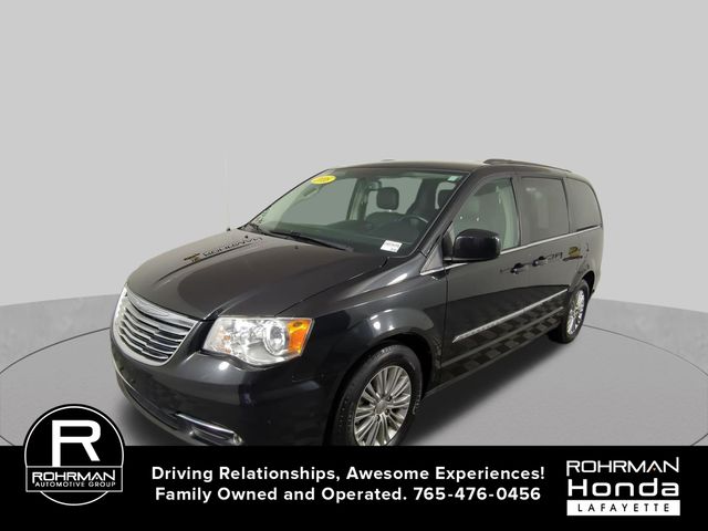 2016 Chrysler Town & Country Touring-L FWD