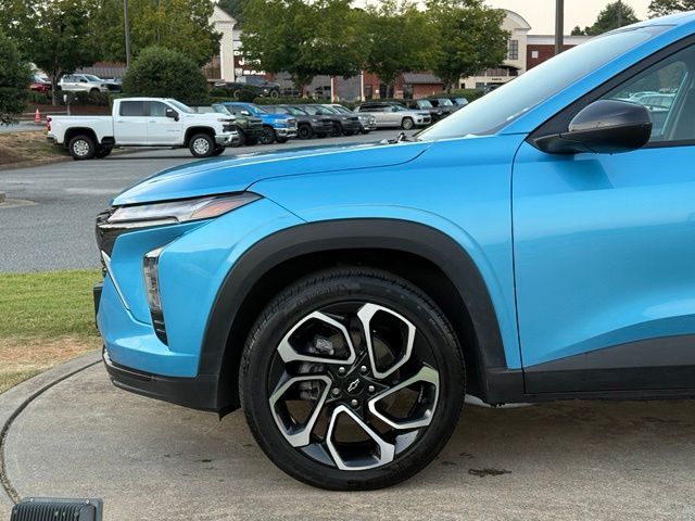 Used 2025 Chevrolet Trax SUV