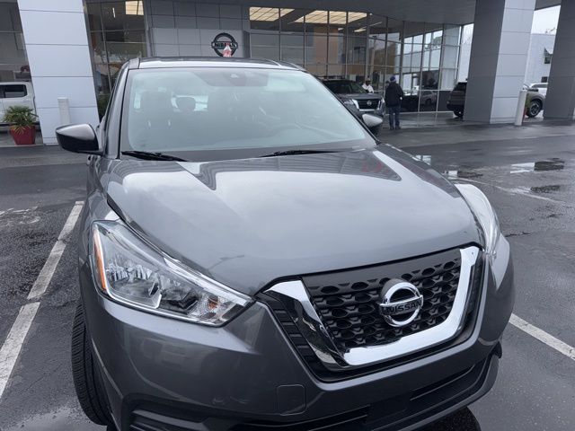 2020 Nissan Kicks S 2