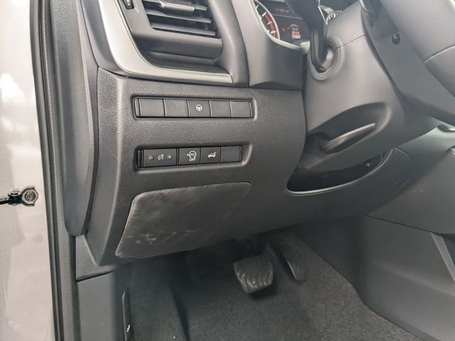 2025 Nissan Rogue SV photo