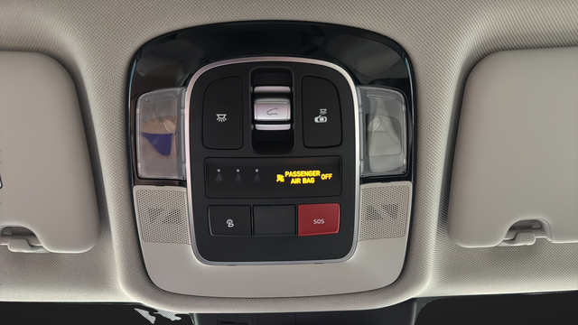 Used 2024 White Pearl Hyundai SEL Convenience image 33
