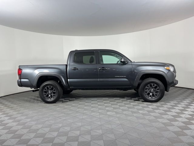 2022 Toyota Tacoma SR5 11