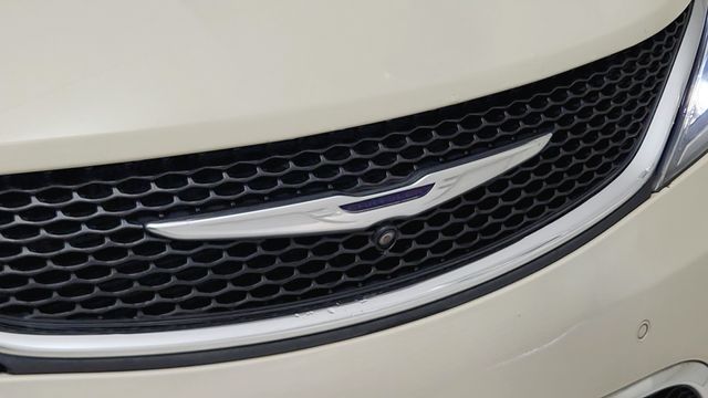 2017 Chrysler Pacifica Limited White at Parkway Family Mazda