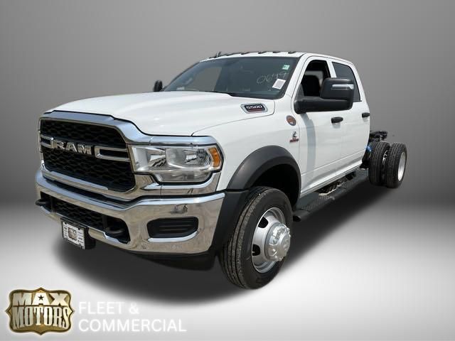 2024 Ram 5500HD Tradesman 3