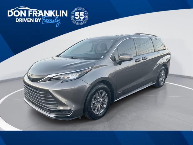 2021 Toyota Sienna LE 8-Passenger AWD