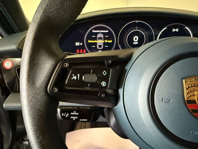 2021 Porsche Taycan 4S photo