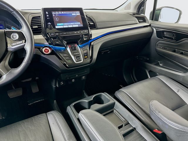 2023 Honda Odyssey Touring photo