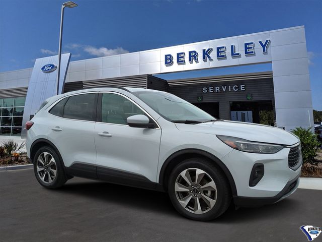 2025 Ford Escape Hybrid Platinum FWD