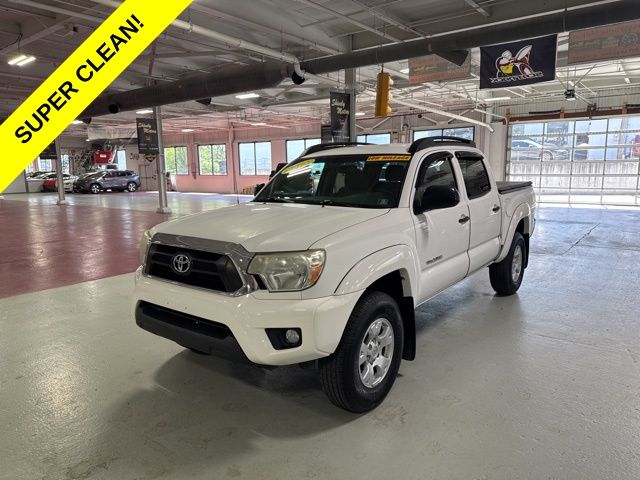 Super White 2013 Toyota Tacoma Double Cab SB V6 4WD Pickup Truck Four-Wheel Drive 5-Speed Automatic Overdrive