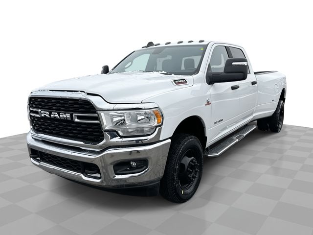 Bright White Clearcoat 2024 RAM 3500 Big Horn Crew Cab LB DRW 4WD Pickup Truck Four-Wheel Drive 6-Speed Automatic