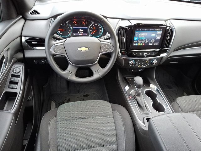 2023 Chevrolet Traverse LT photo
