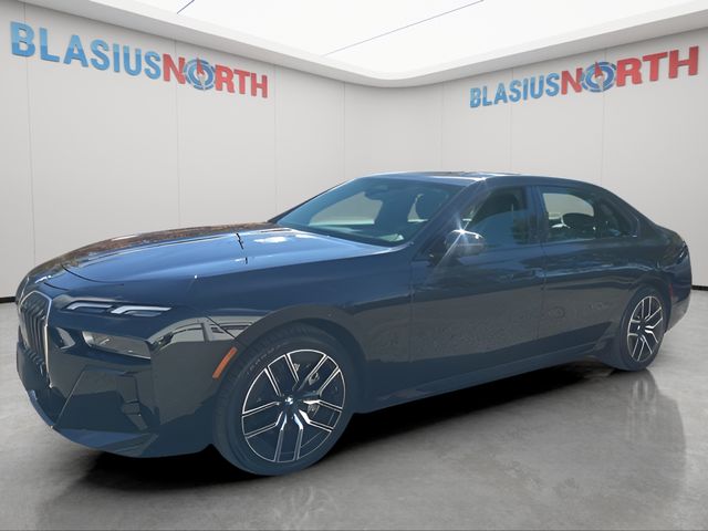 2025 BMW 7 Series 740i xDrive