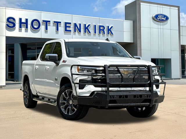 Summit White 2024 Chevrolet Silverado 1500 Pickup Truck Four-Wheel Drive Automatic
