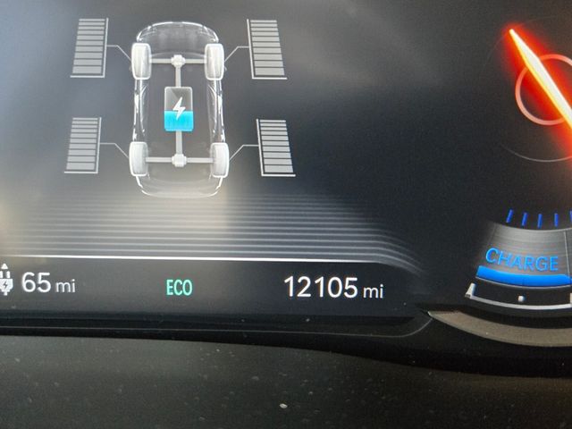 2025 Genesis Gv70 - $42,897
