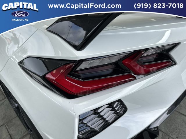 Used 2023 White Chevrolet Stingray image 15