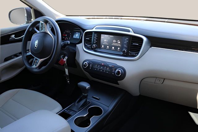 Used Car 2020 Kia Sorento  Lx For Sale Under $20,000 In Austin, Texas