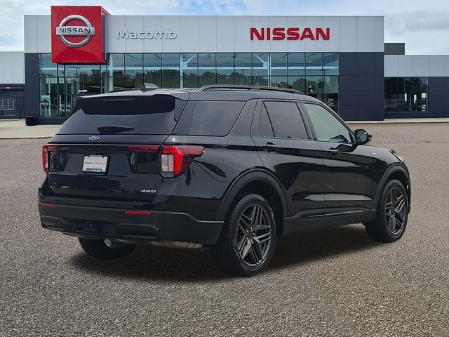 Used 2025 Ford Explorer SUV