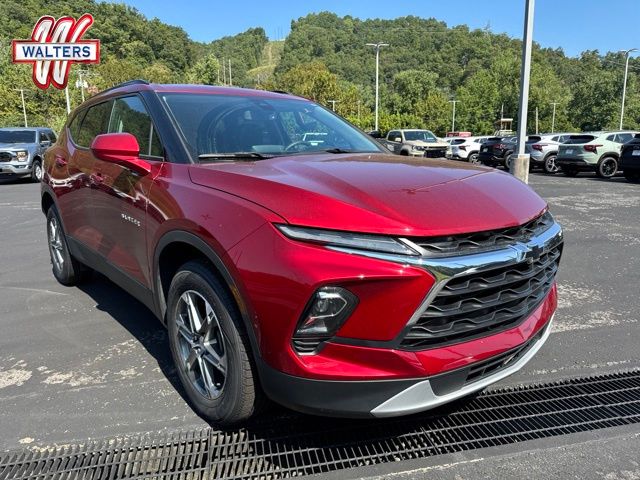 2024 Chevrolet Blazer Rojo (Radiant Red Tintcoat) SUV/Crossover Tracción delantera 9 velocidades Automática marcha alta