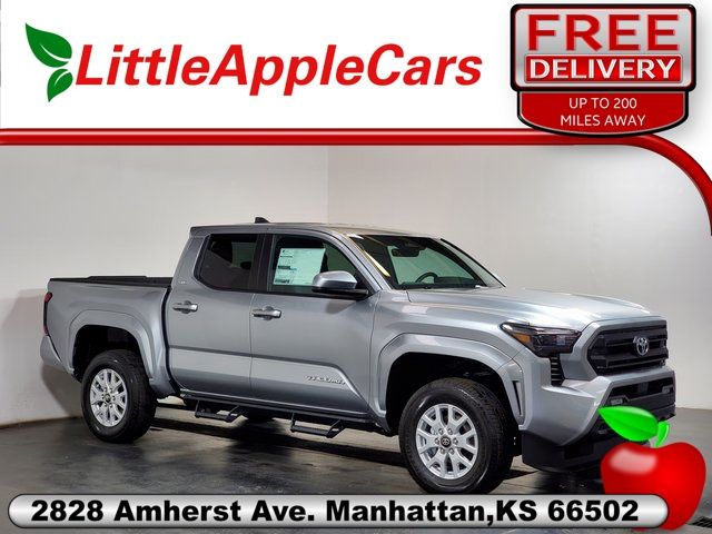 2025 Toyota Tacoma SR5 photo