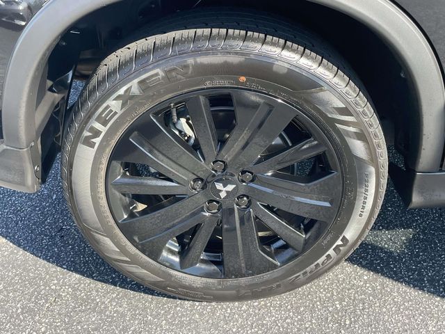 Certified Used 2024  Mitsubishi 2.0 LE image 8