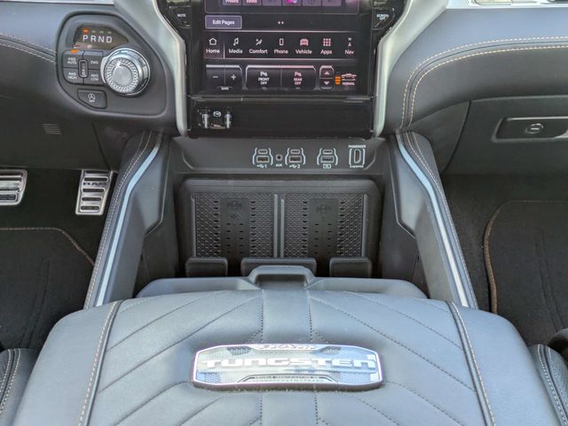 2026 Ram 1500 Tungsten Crew Cab 4x4 5'7" Box
