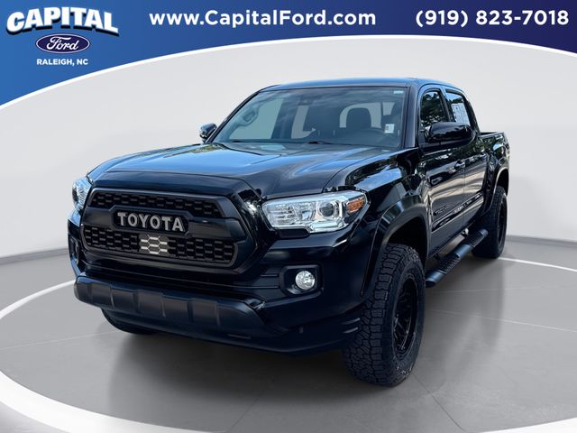 2023 Toyota Tacoma SR5 Double Cab 4WD V6 Auto Short Bed's photo