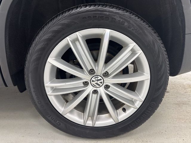used 2016 Volkswagen Tiguan car, priced at $9,800