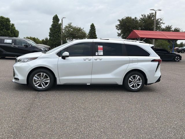 New 2026 Toyota Sienna Van