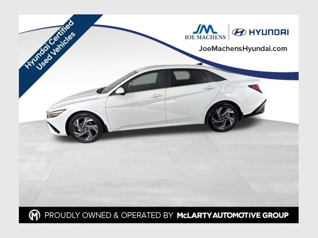Serenity White 2025 Hyundai Elantra Sedan Front-Wheel Drive Continuously Variable Transmission