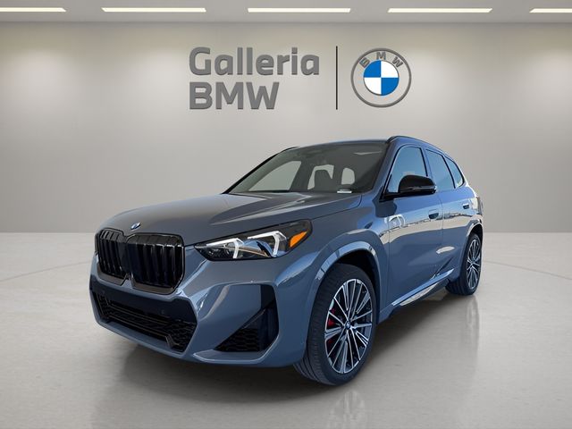 2026 BMW X1 28i's photo