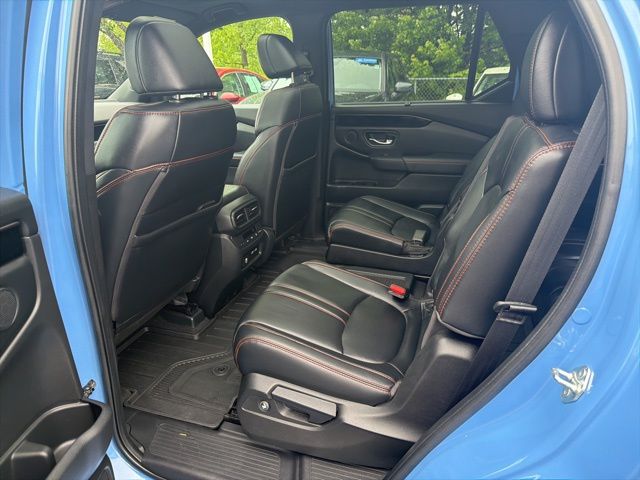 used 2023 Honda Pilot car, priced at $39,995