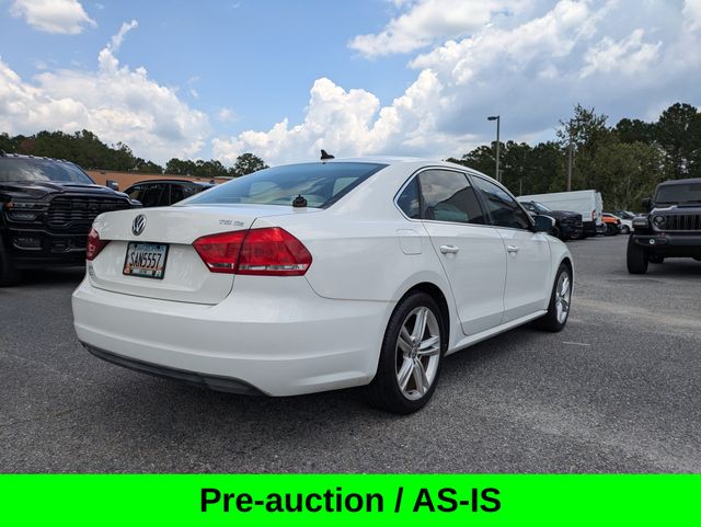 2014 Volkswagen Passat 1.8T SE