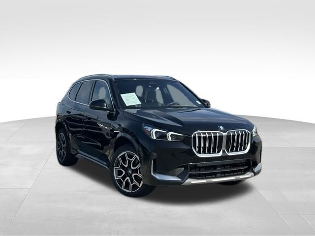 Black Sapphire Metallic 2026 BMW X1 SUV / Crossover All-Wheel Drive 7-Speed Automatic