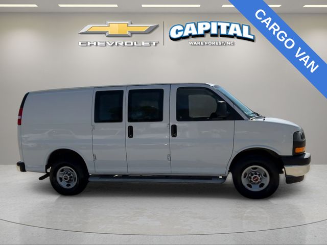 Used 2024 White GMC Work Van image 7