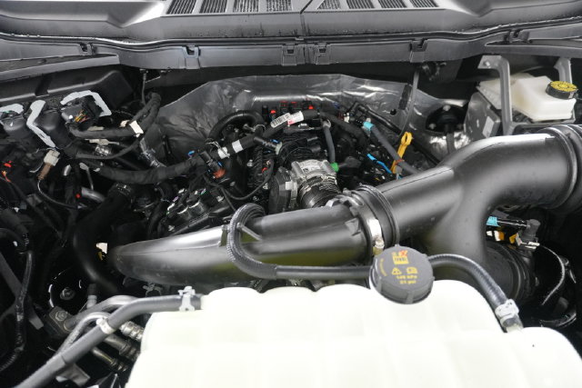 New 2026 Black Ford XLT image 38