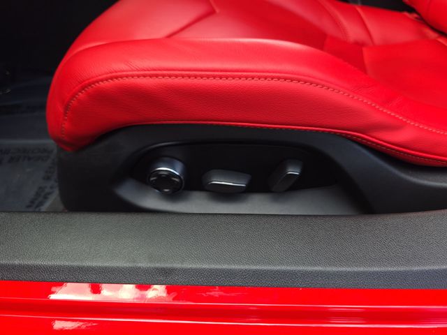 Used 2020 Red Chevrolet Stingray image 27