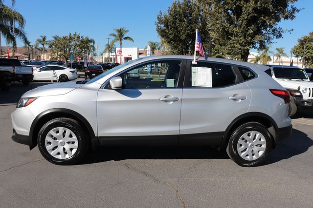 2019 Nissan Rogue Sport S 8