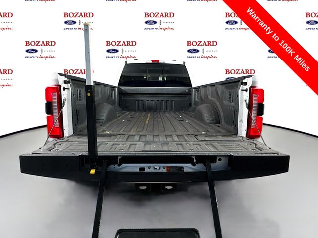 2024 Star White Metallic Tri-Coat Ford Super Duty F-450 DRW King Ranch DRW 4X4 Truck