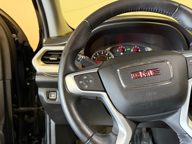 2017 GMC Acadia SLT-1 photo