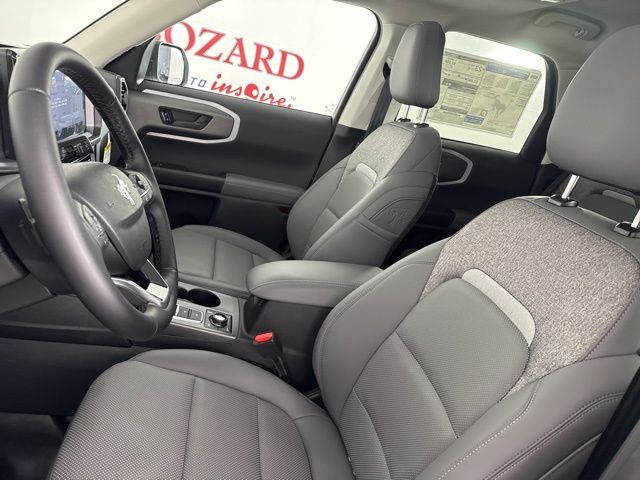 2025 Oxford White Ford Bronco Sport Badlands 4X4 SUV