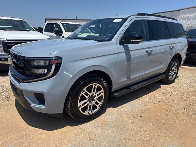 Glacier Gray Metallic TriCoat 2025 Ford Expedition SUV / Crossover Four-Wheel Drive Automatic
