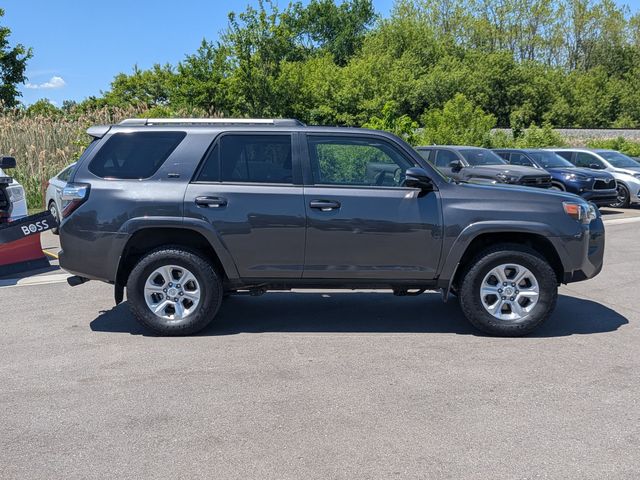2022 Toyota 4Runner - Image 6