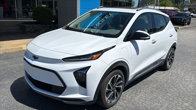 used 2023 Chevrolet Bolt EUV car, priced at $23,999