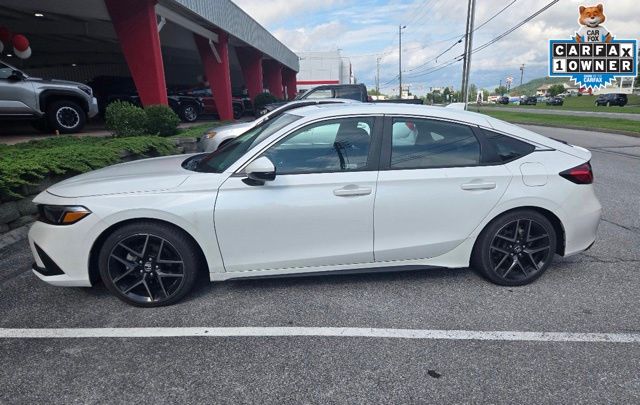 Platinum White Pearl 2024 Honda Civic Hatchback Hatchback Front-Wheel Drive 6-Speed Manual