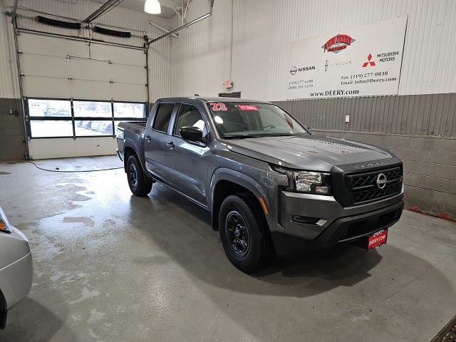 2023 Nissan Frontier S Crew Cab 4WD