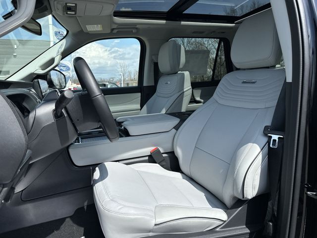 New 2026 Black Ford Platinum image 15