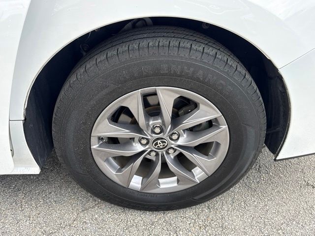 Used 2023 Toyota Sienna Van